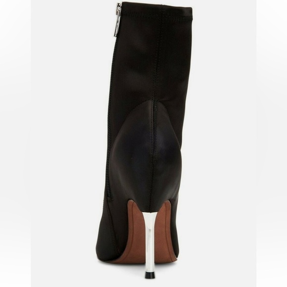 BCBGMAXAZRIA Women’s Black Stretch Satin Jolie Boot
PRE~LOVED EXCELLENT COND!! - Picture 8 of 8